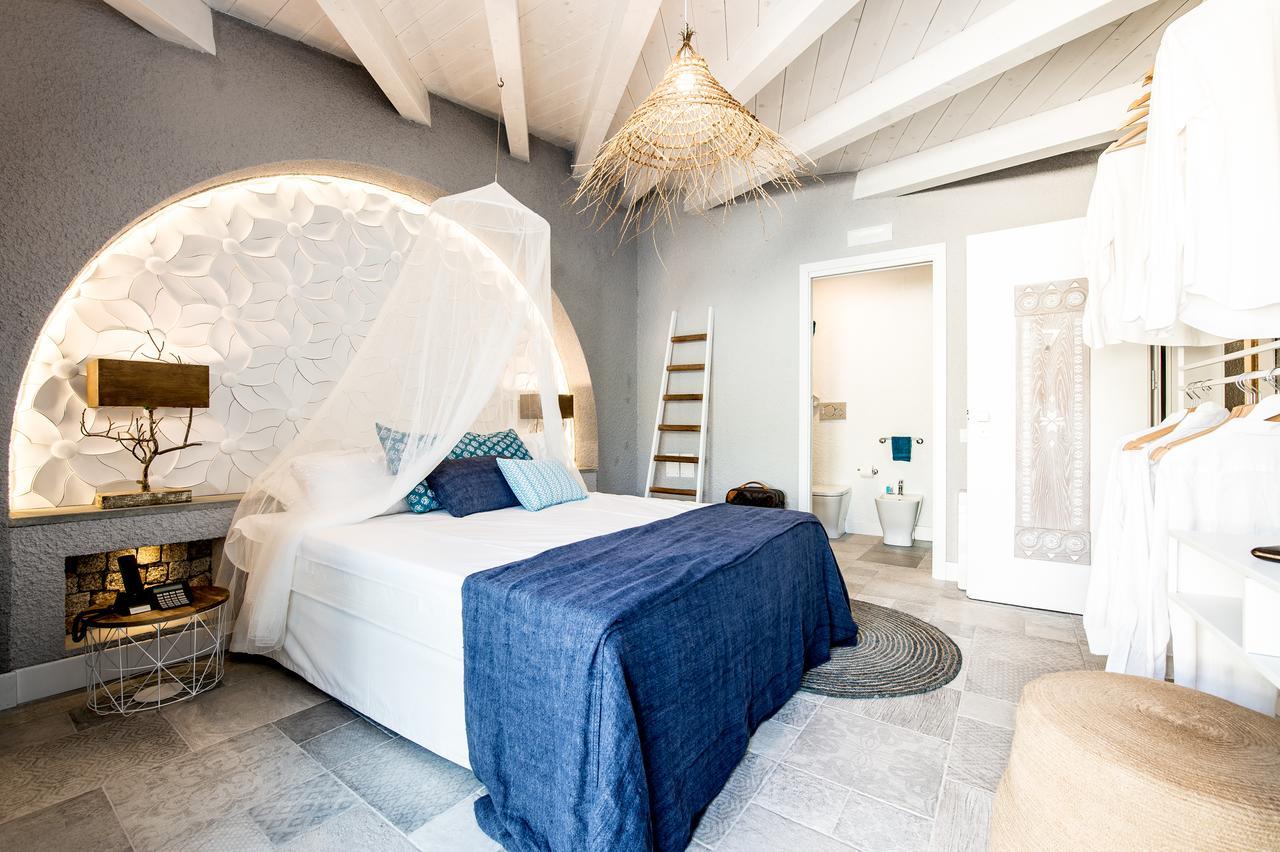 Boutique Hotel Capo Blu Santa Margherita di Pula Exterior foto