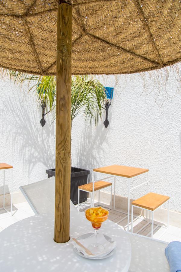 Boutique Hotel Capo Blu Santa Margherita di Pula Exterior foto